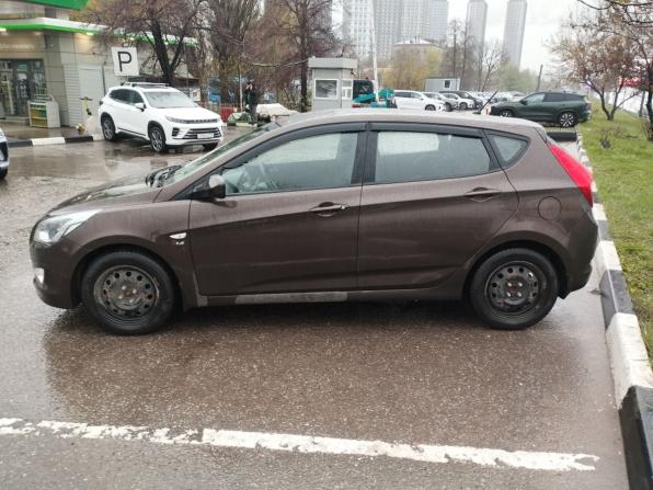 Hyundai Solaris I Рестайлинг с пробегом 2015 года, цена 900 000 рублей, 102508 км, хэтчбек, Автокод Объявления