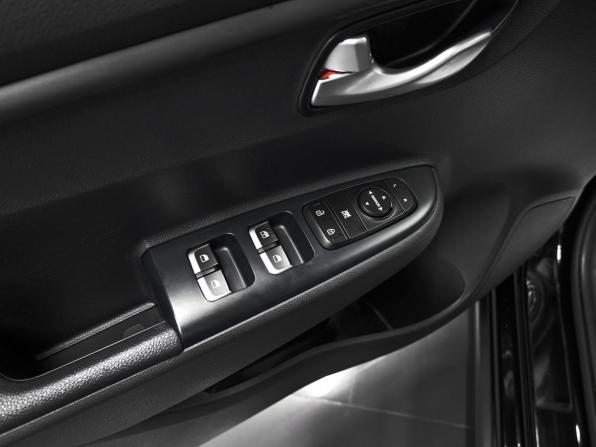 Kia Rio IV с пробегом 2019 года, цена 1 745 000 рублей, 31102 км, хэтчбек, Автокод Объявления