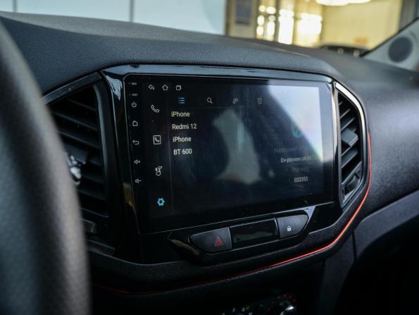 Lada (ВАЗ) XRAY I с пробегом 2019 года, цена 835 000 рублей, 105899 км, хэтчбек, Автокод Объявления