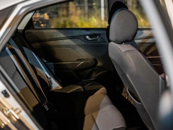 Hyundai Solaris II с пробегом 2018 года, цена 690 000 рублей, 246713 км, седан, Автокод Объявления