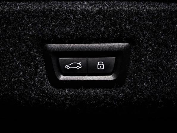 BMW 5 серии VIII (G60/G61/G68) с пробегом 2023 года, цена 6 700 000 рублей, 36958 км, седан, Автокод Объявления