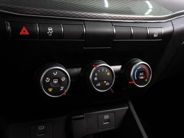 Lada (ВАЗ) Vesta I Рестайлинг (NG) с пробегом 2025 года, цена 1 399 000 рублей, 21637 км, седан, Автокод Объявления