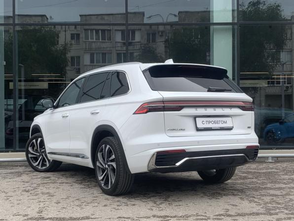 Geely Monjaro I с пробегом 2023 года, цена 3 090 000 рублей, 60254 км, внедорожник, Автокод Объявления