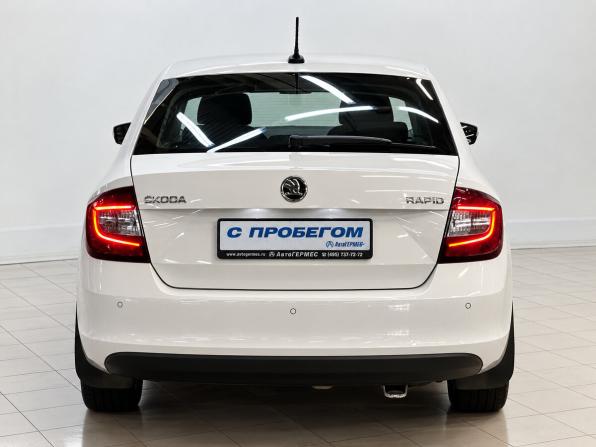 Skoda Rapid I Рестайлинг с пробегом 2018 года, цена 1 099 000 рублей, 185770 км, лифтбек, Автокод Объявления