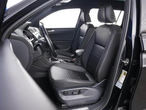 Volkswagen Tiguan II с пробегом 2021 года, цена 4 050 000 рублей, 52926 км, внедорожник, Автокод Объявления