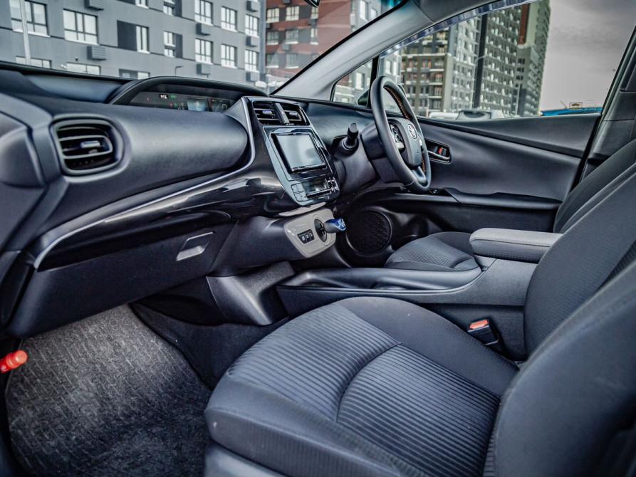 Toyota Prius IV (XW50) Тюмень  - изображение 16