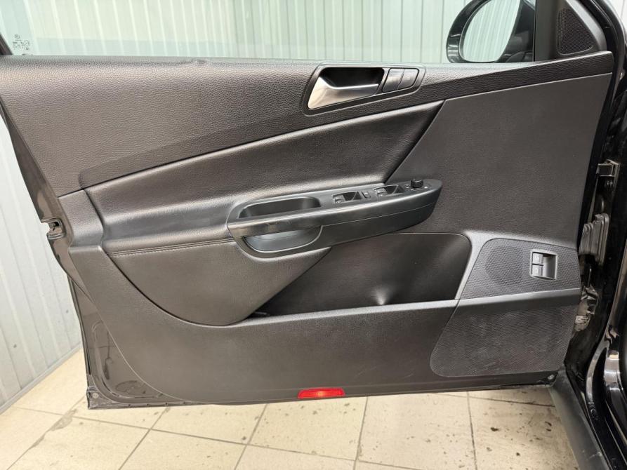 Volkswagen Passat B6 Магнитогорск  - изображение 13