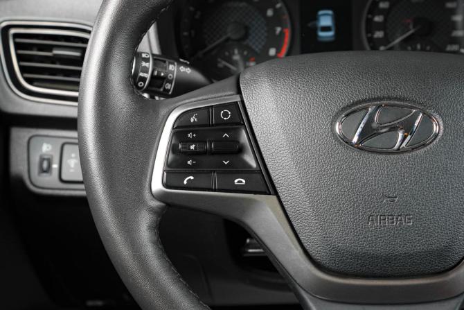 Hyundai Solaris II Рестайлинг с пробегом 2021 года, цена 1 829 000 рублей, 94847 км, седан, Автокод Объявления