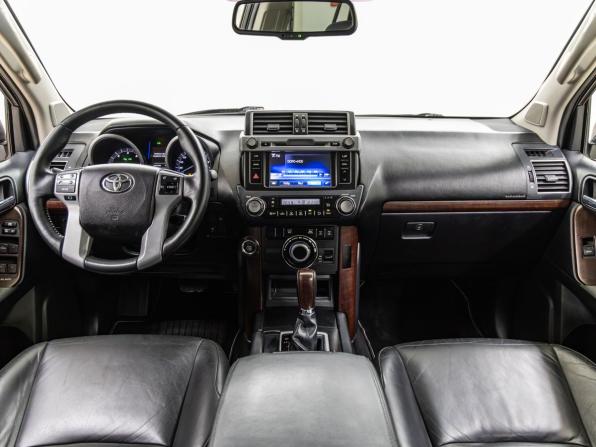 Toyota Land Cruiser Prado 150 Series Рестайлинг 1 с пробегом 2015 года, цена 3 648 000 рублей, 136090 км, внедорожник, Автокод Объявления