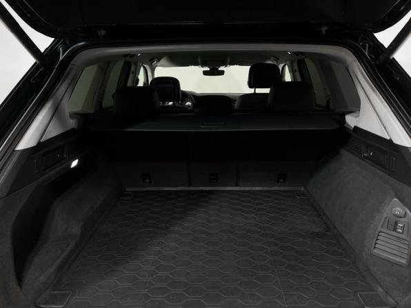 Volkswagen Touareg III с пробегом 2021 года, цена 5 699 000 рублей, 95000 км, внедорожник, Автокод Объявления