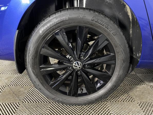 Volkswagen Polo VI с пробегом 2021 года, цена 1 890 000 рублей, 71149 км, лифтбек, Автокод Объявления