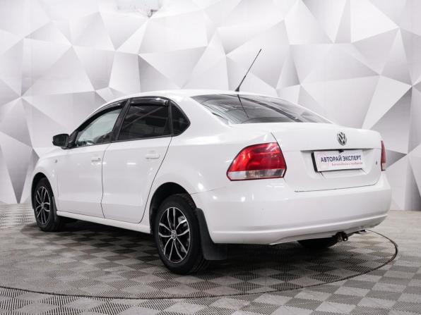 Volkswagen Polo V с пробегом 2012 года, цена 635 000 рублей, 230000 км, седан, Автокод Объявления