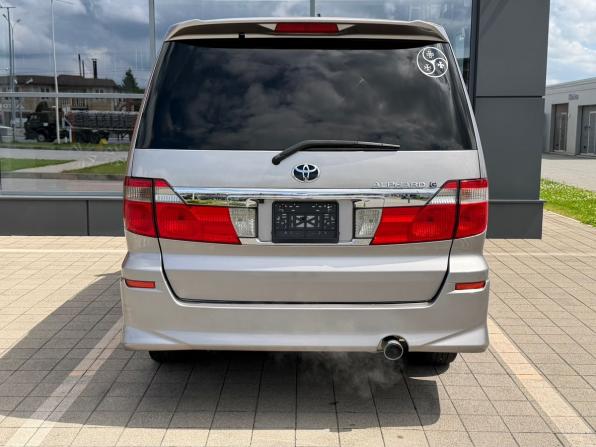 Toyota Alphard I с пробегом 2004 года, цена 1 500 000 рублей, 214000 км, минивэн, Автокод Объявления