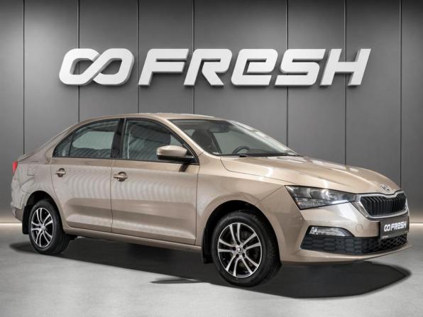 Skoda Rapid II с пробегом 2020 года, цена 1 770 000 рублей, 74357 км, лифтбек, Автокод Объявления