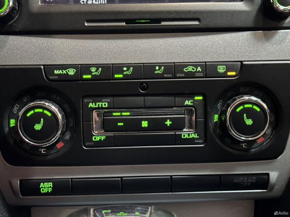 Skoda Octavia II (A5) Рестайлинг с пробегом 2013 года, цена 1 035 000 рублей, 167610 км, лифтбек, Автокод Объявления