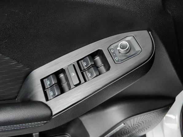 Haval Jolion I с пробегом 2023 года, цена 1 599 000 рублей, 108455 км, внедорожник, Автокод Объявления
