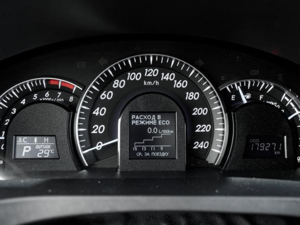Toyota Camry VII (XV50) с пробегом 2013 года, цена 1 850 000 рублей, 179271 км, седан, Автокод Объявления
