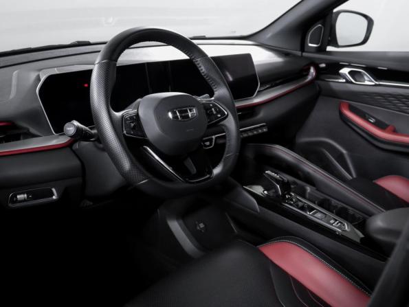 Geely Coolray I Рестайлинг с пробегом 2024 года, цена 2 299 000 рублей, 25600 км, внедорожник, Автокод Объявления