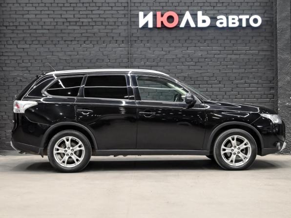 Mitsubishi Outlander III Рестайлинг с пробегом 2014 года, цена 1 455 000 рублей, 121776 км, внедорожник, Автокод Объявления