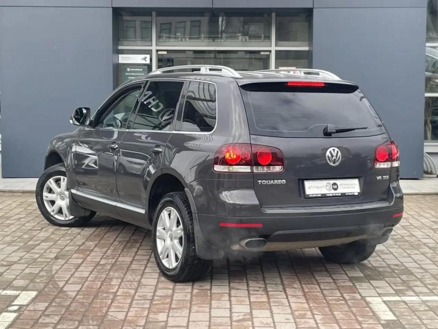 Volkswagen Touareg I Рестайлинг Москва  - изображение 3