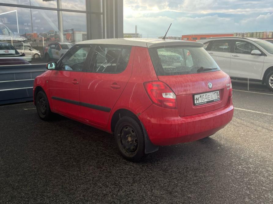 Skoda Fabia II Рестайлинг Санкт-Петербург  - изображение 4