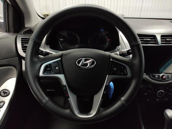 Hyundai Solaris I с пробегом 2014 года, цена 905 000 рублей, 169066 км, седан, Автокод Объявления
