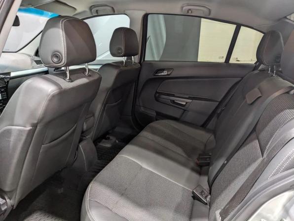 Opel Astra H Рестайлинг с пробегом 2009 года, цена 500 000 рублей, 209481 км, седан, Автокод Объявления