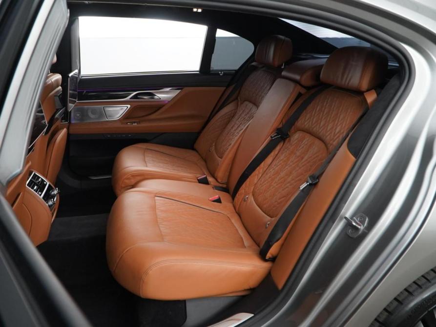 BMW 7 серии VI (G11/G12) Рестайлинг Москва  - изображение 9