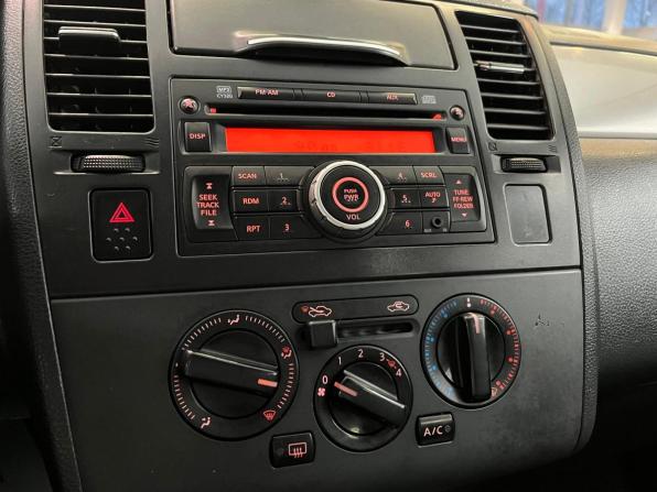 Nissan Tiida I Рестайлинг с пробегом 2013 года, цена 684 000 рублей, 212000 км, седан, Автокод Объявления