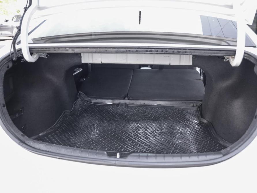 Hyundai Solaris II Санкт-Петербург  - изображение 27