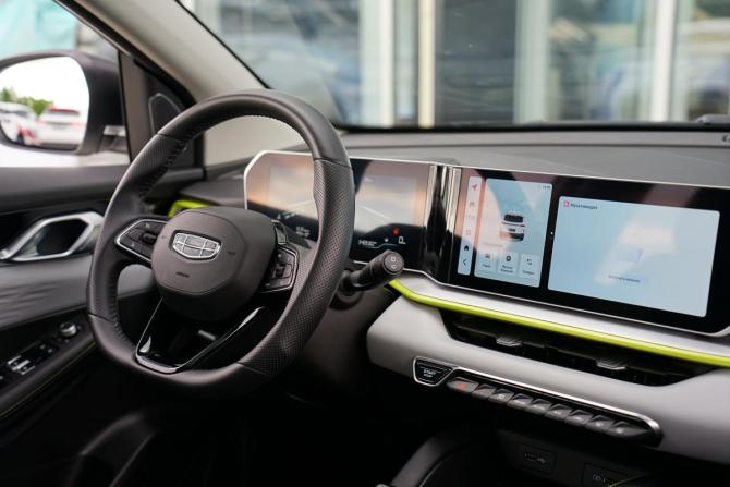 Geely Coolray I Рестайлинг с пробегом 2023 года, цена 2 290 000 рублей, 17000 км, внедорожник, Автокод Объявления