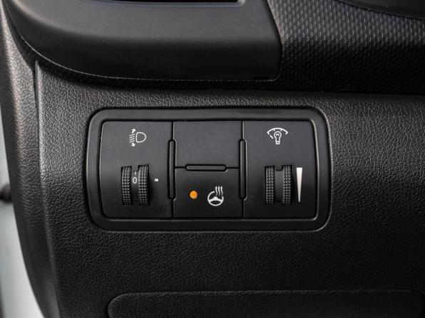 Hyundai Solaris I Рестайлинг с пробегом 2015 года, цена 940 000 рублей, 156799 км, хэтчбек, Автокод Объявления