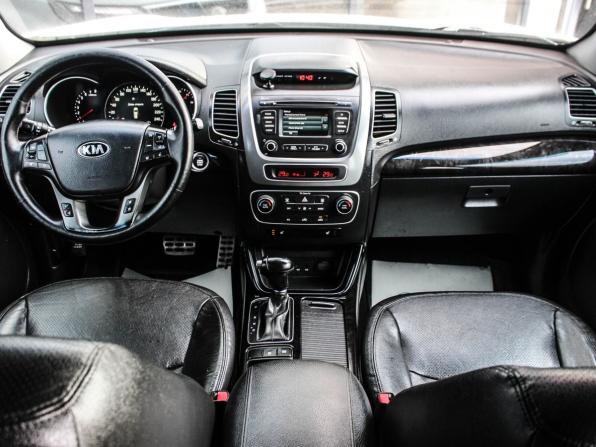 Kia Sorento II Рестайлинг с пробегом 2014 года, цена 1 350 000 рублей, 311838 км, внедорожник, Автокод Объявления