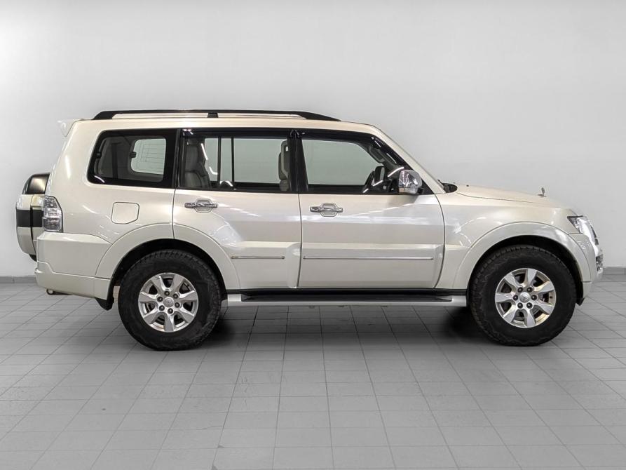 Mitsubishi Pajero IV Рестайлинг 2 Москва  - изображение 4