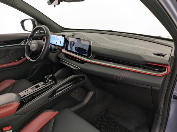 Geely Coolray I Рестайлинг с пробегом 2024 года, цена 2 165 000 рублей, 48072 км, внедорожник, Автокод Объявления