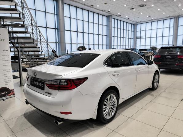Lexus ES VI с пробегом 2012 года, цена 2 030 000 рублей, 282775 км, седан, Автокод Объявления