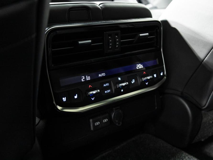 Toyota Land Cruiser 300 Series Санкт-Петербург  - изображение 21