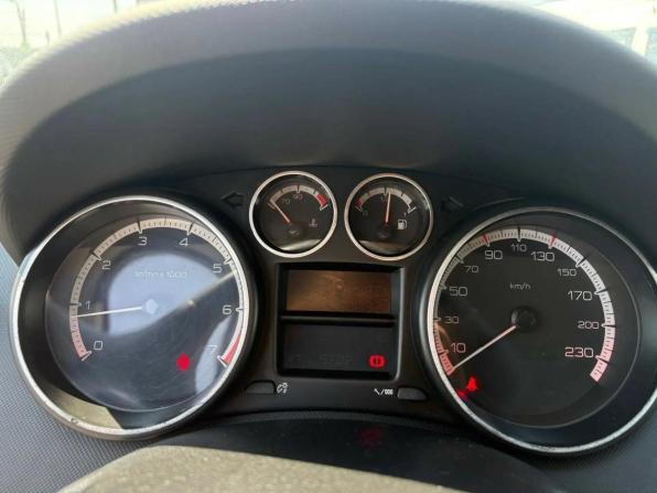 Peugeot 308 I Рестайлинг с пробегом 2011 года, цена 490 000 рублей, 200321 км, хэтчбек, Автокод Объявления