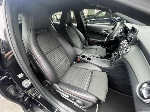 Mercedes-Benz GLA I (X156) Рестайлинг с пробегом 2018 года, цена 2 395 000 рублей, 89389 км, внедорожник, Автокод Объявления