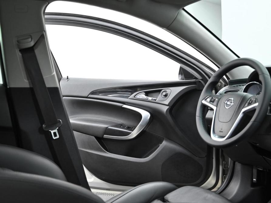 Opel Insignia I Москва  - изображение 9