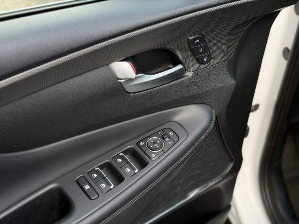 Hyundai Santa Fe IV с пробегом 2019 года, цена 2 475 000 рублей, 131604 км, внедорожник, Автокод Объявления