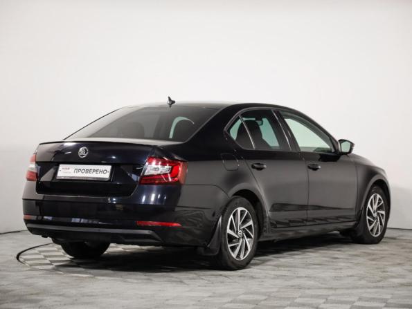 Skoda Octavia III (A7) Рестайлинг с пробегом 2018 года, цена 1 849 000 рублей, 106488 км, лифтбек, Автокод Объявления