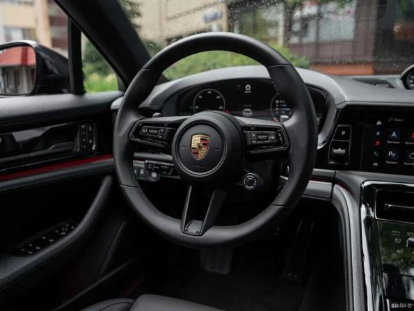 Porsche Panamera III с пробегом 2023 года, цена 18 990 000 рублей, 45 км, лифтбек, Автокод Объявления