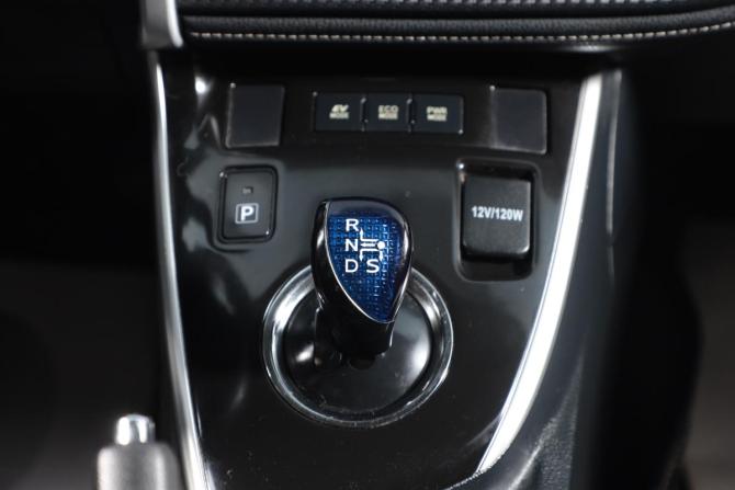 Toyota Levin XII (E210) с пробегом 2019 года, цена 1 699 000 рублей, 67000 км, седан, Автокод Объявления