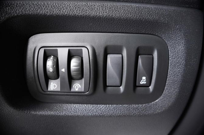 Renault Kaptur I с пробегом 2018 года, цена 1 159 000 рублей, 171593 км, внедорожник, Автокод Объявления