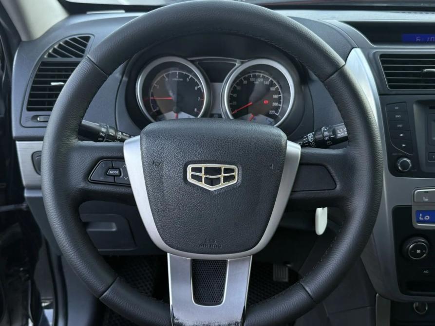 Geely Emgrand X7 I Волгоград  - изображение 12