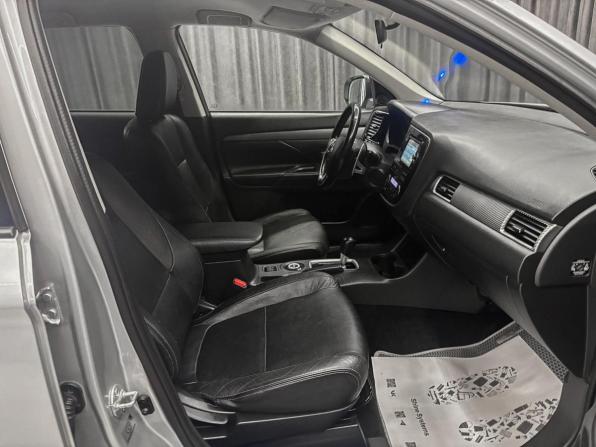 Mitsubishi Outlander III с пробегом 2013 года, цена 1 450 000 рублей, 220000 км, внедорожник, Автокод Объявления
