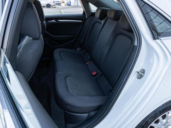 Audi A3 III (8V) Рестайлинг с пробегом 2018 года, цена 2 380 000 рублей, 106926 км, седан, Автокод Объявления