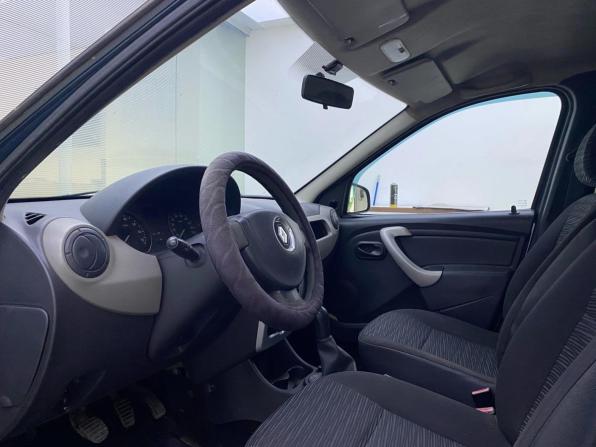 Renault Logan I Рестайлинг с пробегом 2010 года, цена 399 000 рублей, 251497 км, седан, Автокод Объявления