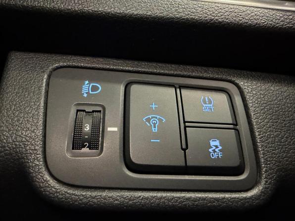 Hyundai Solaris II Рестайлинг с пробегом 2022 года, цена 1 399 000 рублей, 71500 км, седан, Автокод Объявления